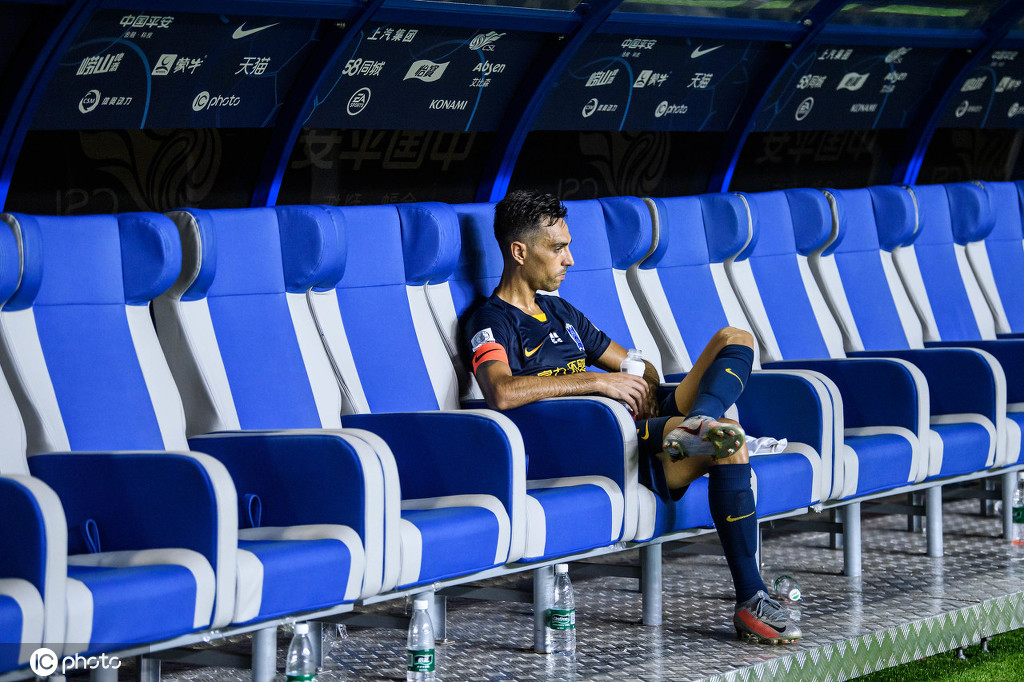 关于法甲倒计时；广州队集结日更衣室发声；细节引发关注；震撼外界；更衣室氛围转暖的信息开云APP