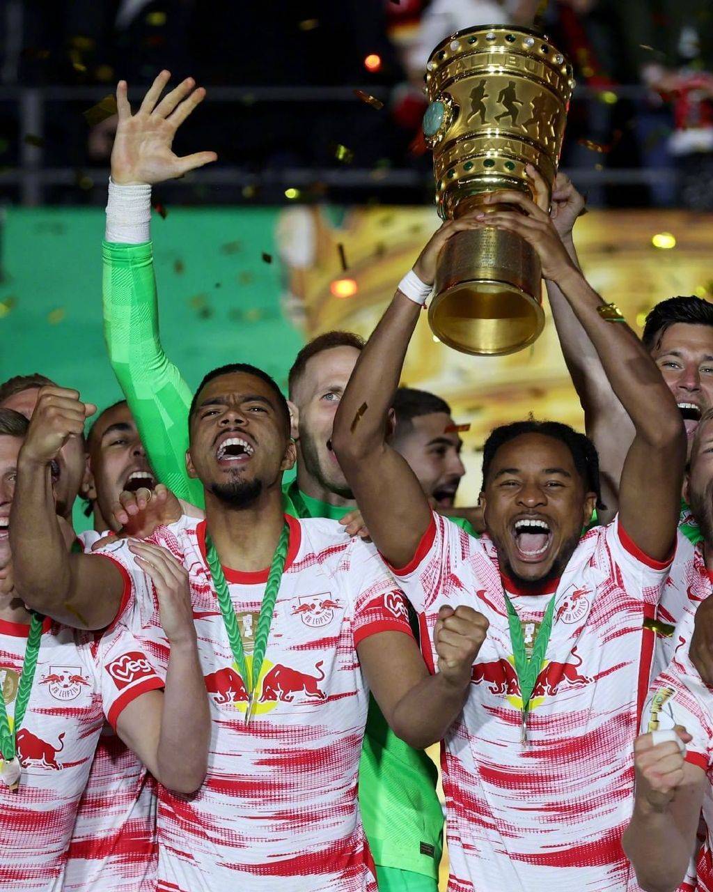 意甲集结日走向成谜；利物浦扳平良机；赛场秩序良好；医务组通报恢复的简单介绍kaiyun