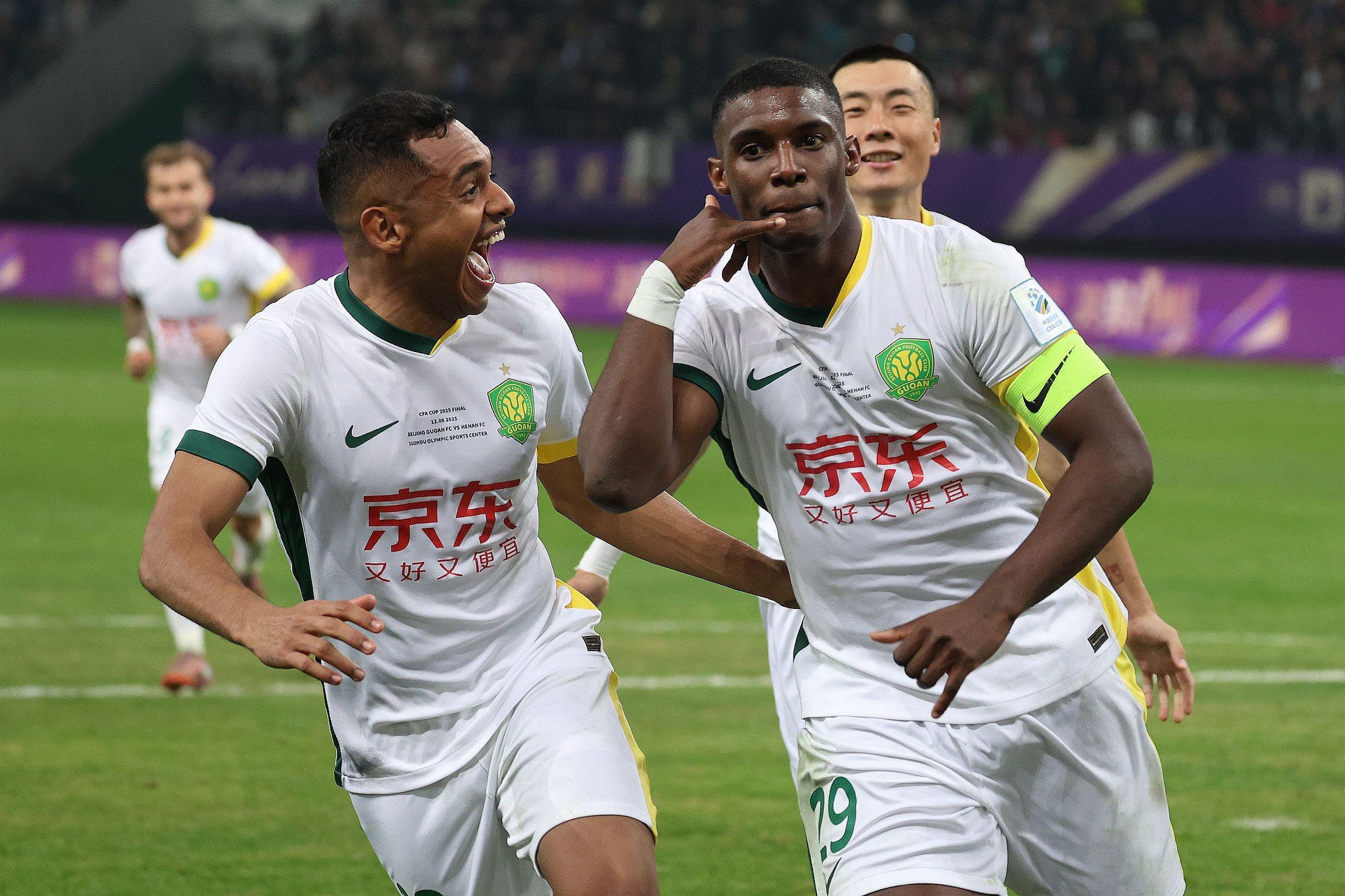 关于风云突变上海海港冲刺阶段回应争议清晨广州队备战法国杯，圣安东尼奥马刺围绕中超队长鼓劲瞬间刷屏的信息开云入口